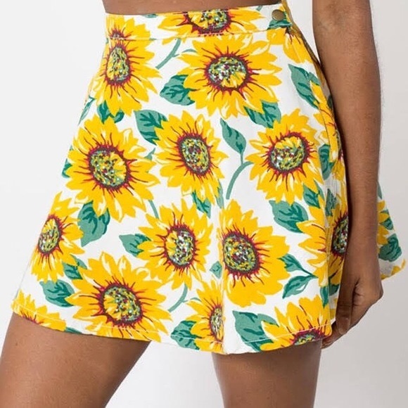 American Apparel Dresses & Skirts - ❌SOLD❌AMERICAN APPAREL SUNFLOWER WRAP SKIRT